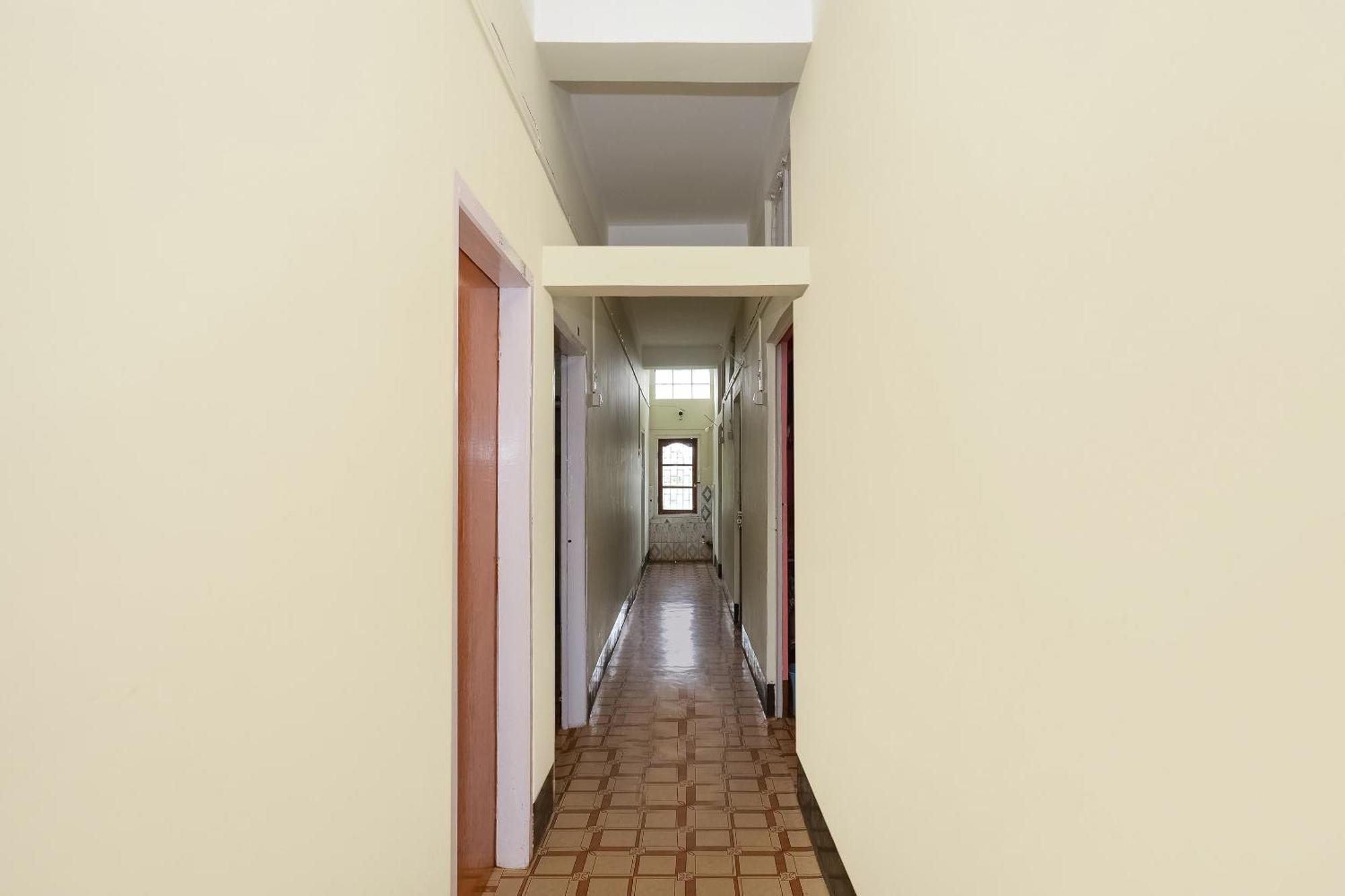 Hotel O Kirtti Inn Soalkuchi 外观 照片